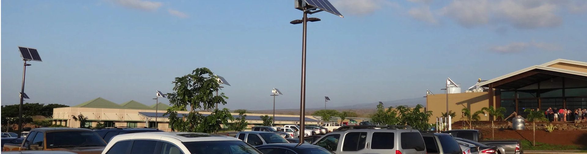 LUXMAN - solar car park outdoor lights.webp