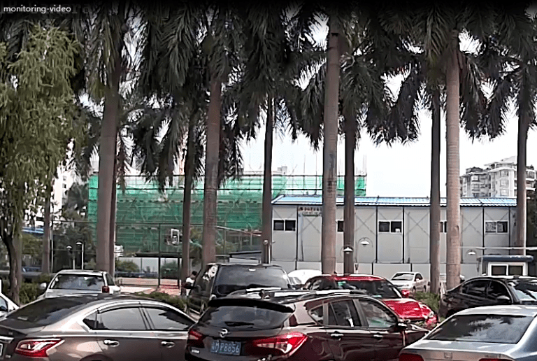 - Lampe solaire pour caméra