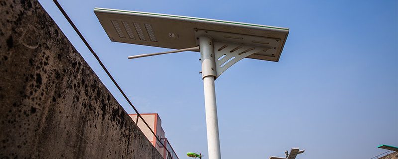LUXMAN - solar street lamp