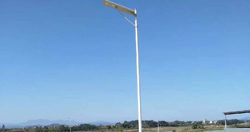 solar outdoor light helps to rural renewal in china