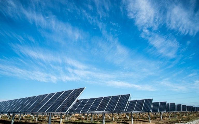 Solarkraftwerk-Strommangel-Solar-Außenleuchten