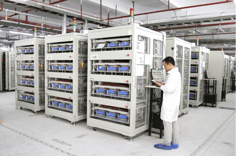 banque de batteries solaires