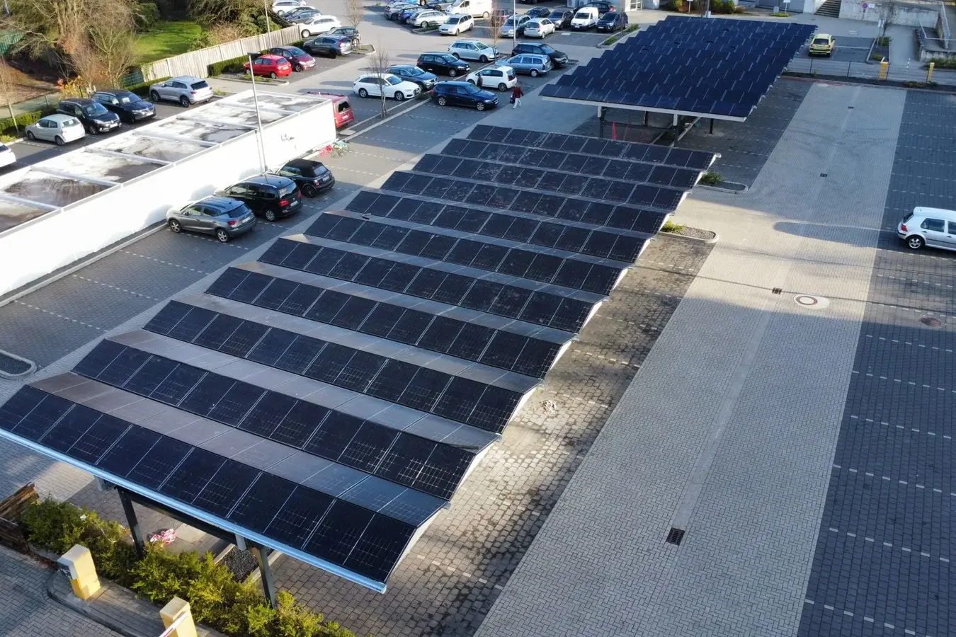 1732894565118 système de stockage d'énergie par batterie solaire